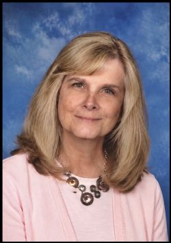 Marilyn K. Robart, obituary portrait — Ludvigsen Mortuary
